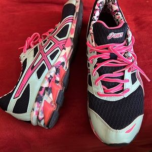 ASICS 10 womens pink and teal tennis shoes